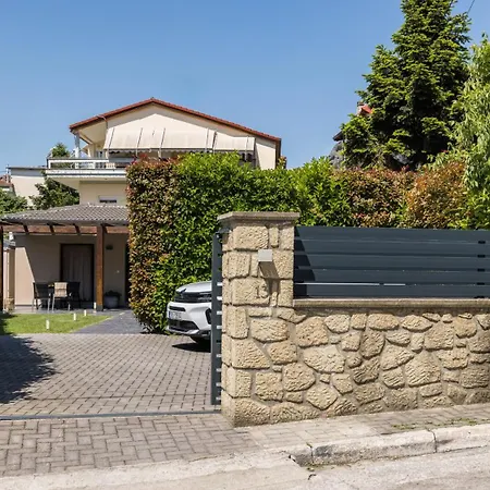 Meteora Boutique E Калампака