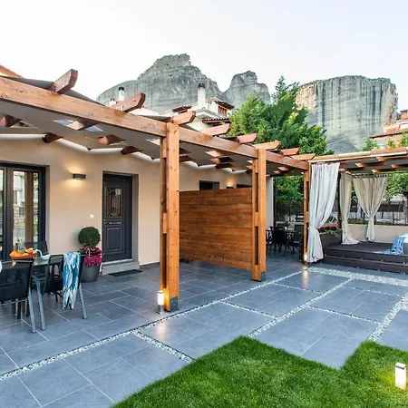 Villa Meteora Boutique E *