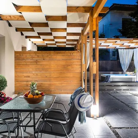 别墅 Meteora Boutique E 卡兰巴卡