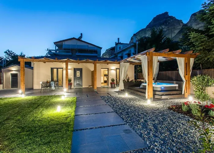 Meteora Boutique E *